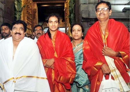 <p>Tirumala: Shuttler P.V. Sindhu during her visit to Srivari Temple with her family in Tirumala, Andhra Pradesh on Aug 30, 2019.</p>

