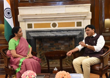 <p>New Delhi: Union MoS Shipping and Chemical and Fertilizers Mansukh L. Mandaviya meets Union Finance and Corporate Affairs Minister Nirmala Sitharaman in New Delhi on Aug 28, 2019. </p>…