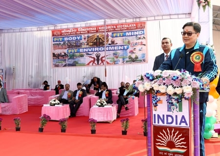 <p>New Delhi: MoS for Youth Affairs & Sports (Independent Charge) and Minority Affairs Kiren Rijiju addresses at the celebration of Fit India Week, as part of the 'Fit India Movement'…