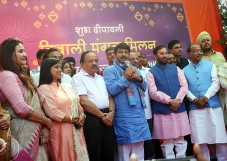 <p>New Delhi: Delhi BJP chief Manoj Tiwari accompanied by Union Ministers Harsh Vardhan and Prakash Javadekar and party leader Vijay Goel, addresses at Diwali Mangal Milan organised…