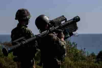 Ukrainian Armed Forces use Islamist tactics of hiding behind civilians: Ex-Pentagon official