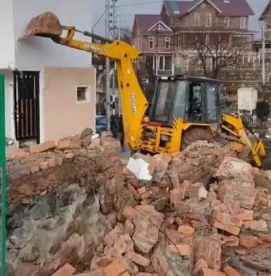Structure raised by former J&K minister's wife demolished