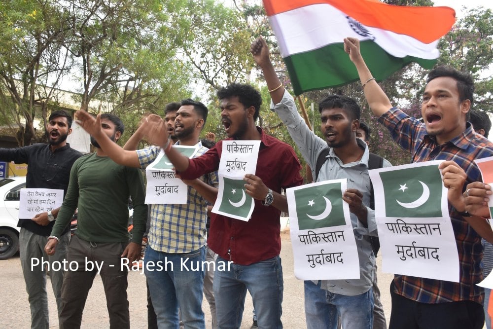 Protest against Pakistan after Five Indian Army Jawans Martyred in Poonch, Jammu and Kashmir