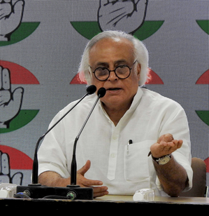 Congress peeved over envoy's single dynastic party remark