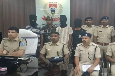 Brown Sugar Worth ?40 Lakh Seized, Three Arrested in Seraikela-Kharsawan