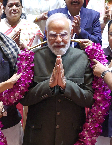 country-now-in-full-fledged-reform-express-phase-says-pm-modi-at-nda-parliamentary-party-meet