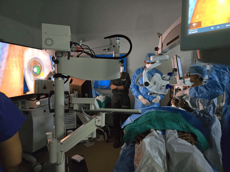 Army Hospital R&R Achieves India’s First 3D Flex Aqueous Angiography with iStent