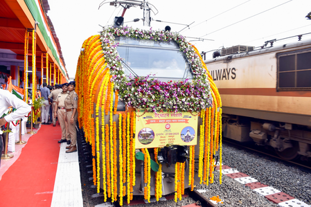 30-amrit-bharat-express-trains-now-operational-9-new-services-boost-nationwide-connectivity