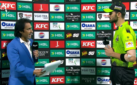 psl-controversy-ball-tampering-row-overshadows-lahore-vs-karachi-clash