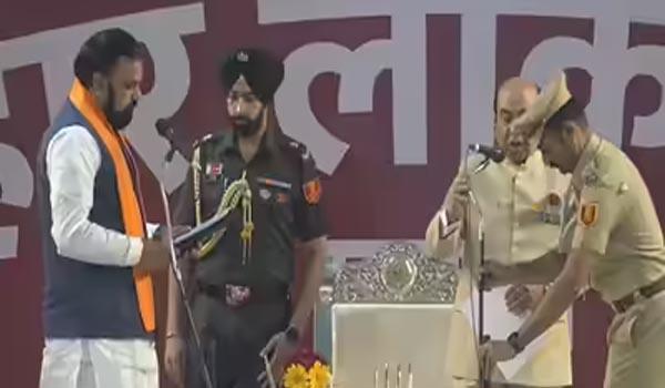 bjp-samrat-choudhary-sworn-in-as-bihar-chief-minister