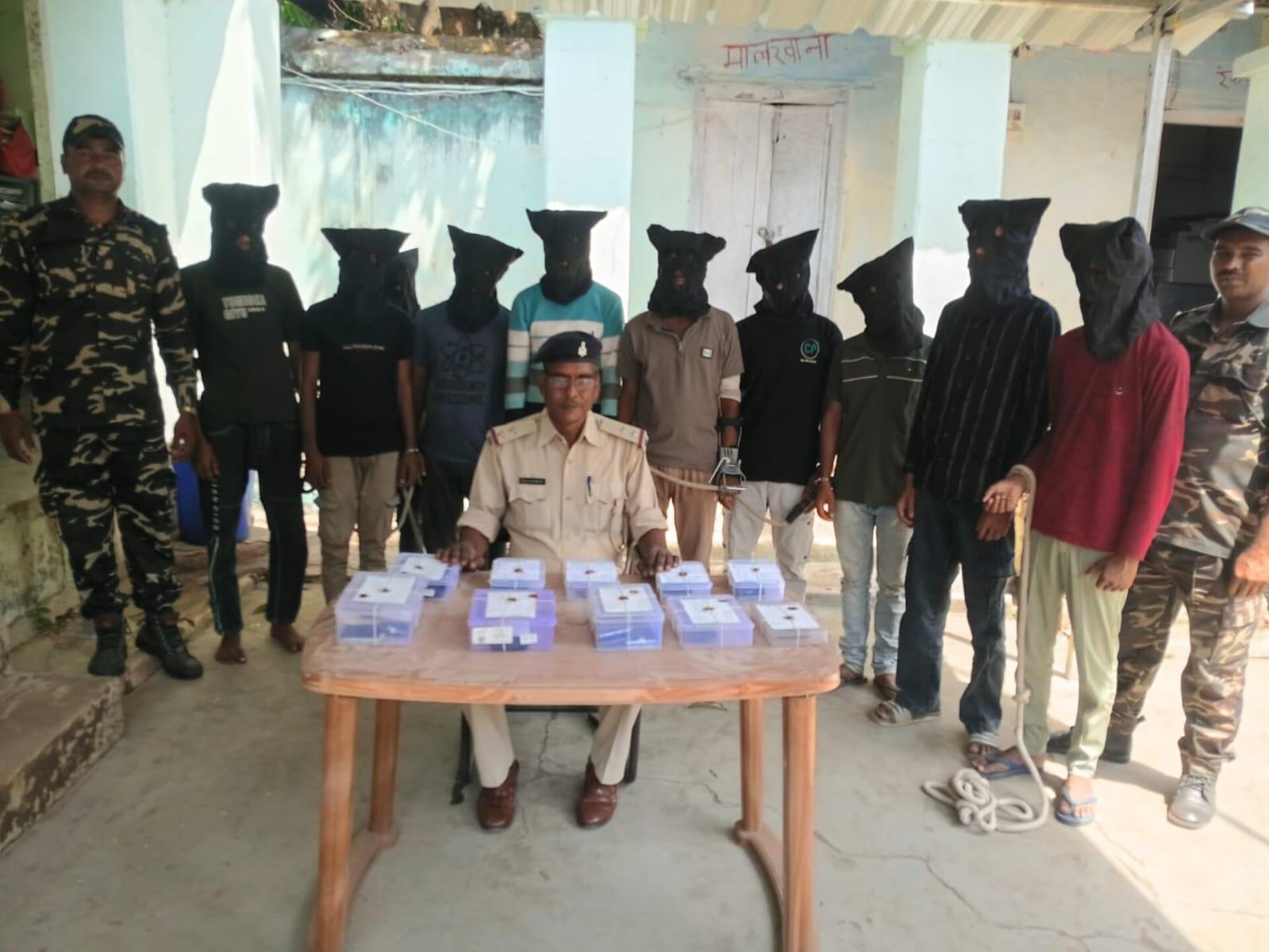 major-crackdown-on-cyber-fraud-in-deoghar-ten-accused-arrested