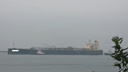 us-extends-waiver-on-russian-oil-shipments-till-may-16-amid-global-energy-concerns