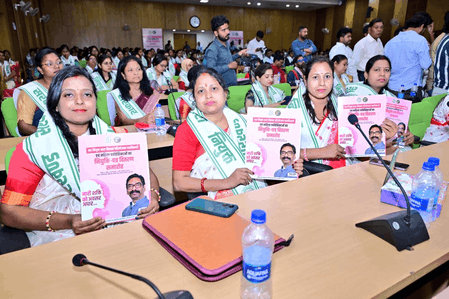 jharkhand-cm-distributes-appointment-letters-to-299-women-officers-in-welfare-department