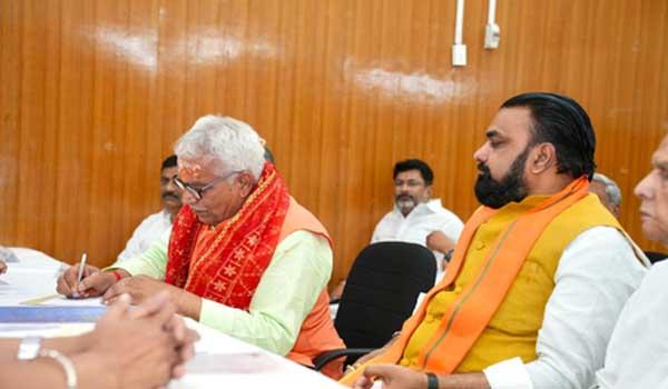 bjp-fields-arvind-sharma-for-bihar-legislative-council-seat-files-nomination