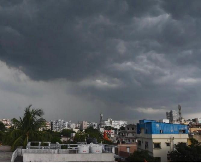 stormy-spell-ahead-rain-hail-and-strong-winds-to-impact-jharkhand-till-may-8