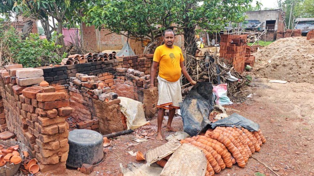 clay-traditions-on-the-brink-kokaribank-potters-fight-to-stay-afloat