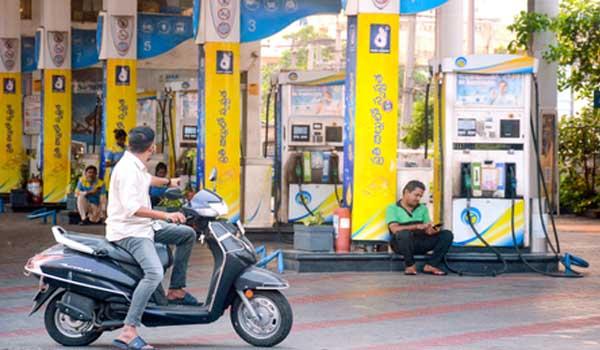 global-oil-shock-petrol-and-diesel-prices-up-by-rs-3-per-litre-cng-gets-costlier-by-rs-2