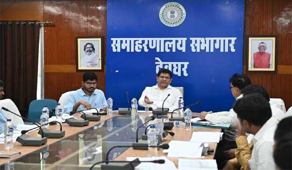 DC Directs Officials to Ensure Welfare Schemes Reach Every Eligible Beneficiary