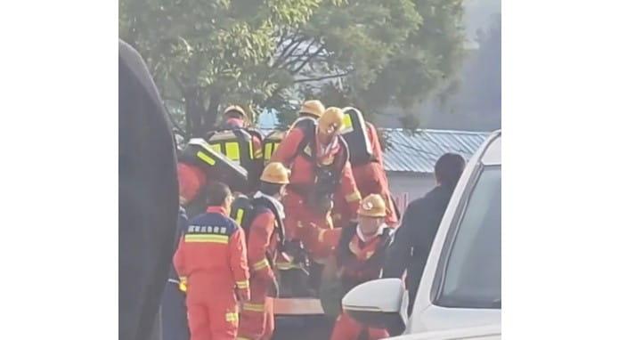 china-coal-mine-blast-kills-82-nine-still-trapped-as-rescue-efforts-continue