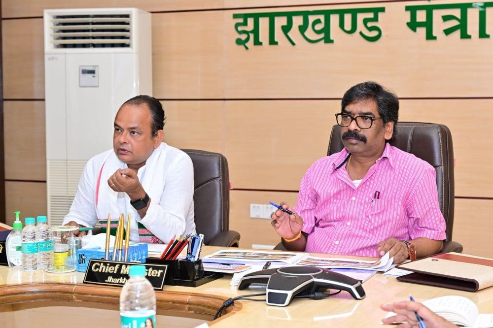 cm-hemant-soren-calls-for-ola-uber-style-ambulance-network-pushes-tech-driven-healthcare-reforms
