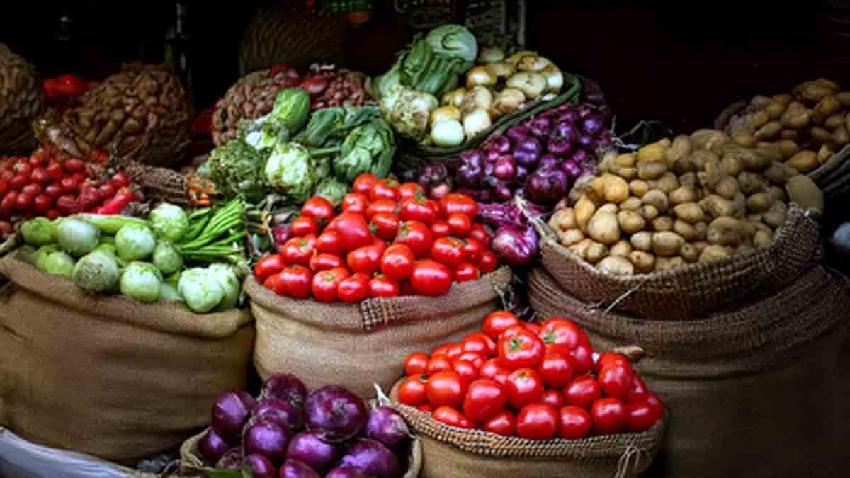 indias-retail-inflation-at-393-pc-in-may-remains-below-rbis-4-pc-target