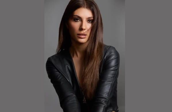 elnaaz-norouzi-says-yoga-and-music-help-her-stay-grounded-amid-busy-life