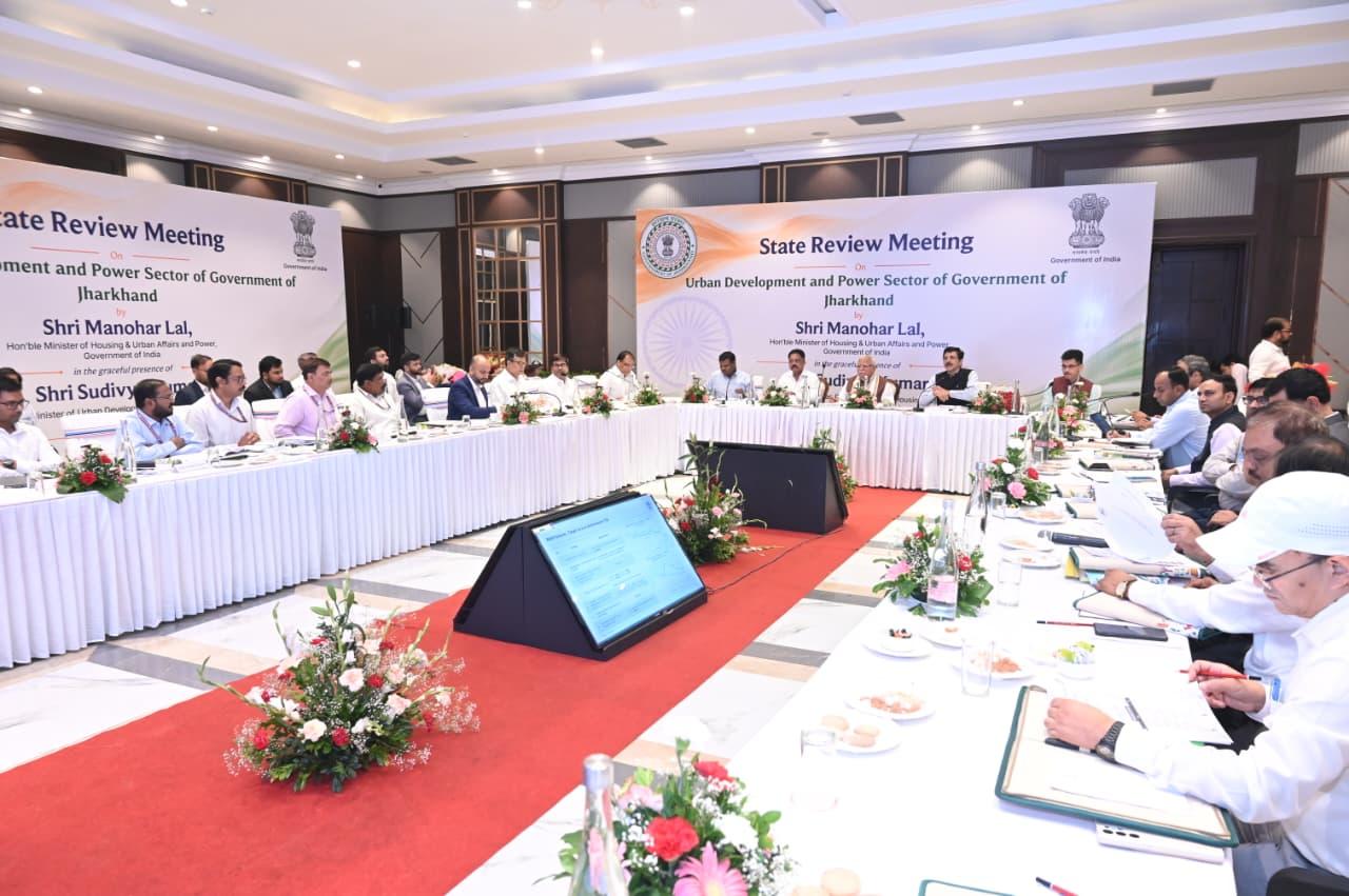 union-minister-manohar-lal-reviews-power-sector-and-urban-development-projects-with-jharkhand-government