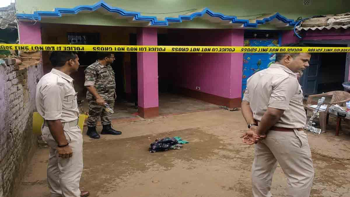sp-inspects-crime-scene-after-double-murder