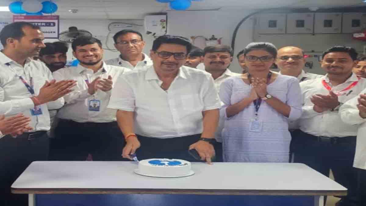 sbi-urged-to-extend-more-farm-loans-to-support-cultivation-dr-sunil-khawade
