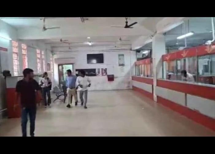 dhanbad-post-office-passport-seva-kendra-evacuated-after-fresh-bomb-threat