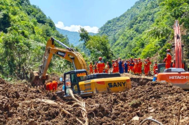 eight-killed-dozens-missing-after-rain-triggered-mountain-collapse-in-chinas-chongqing