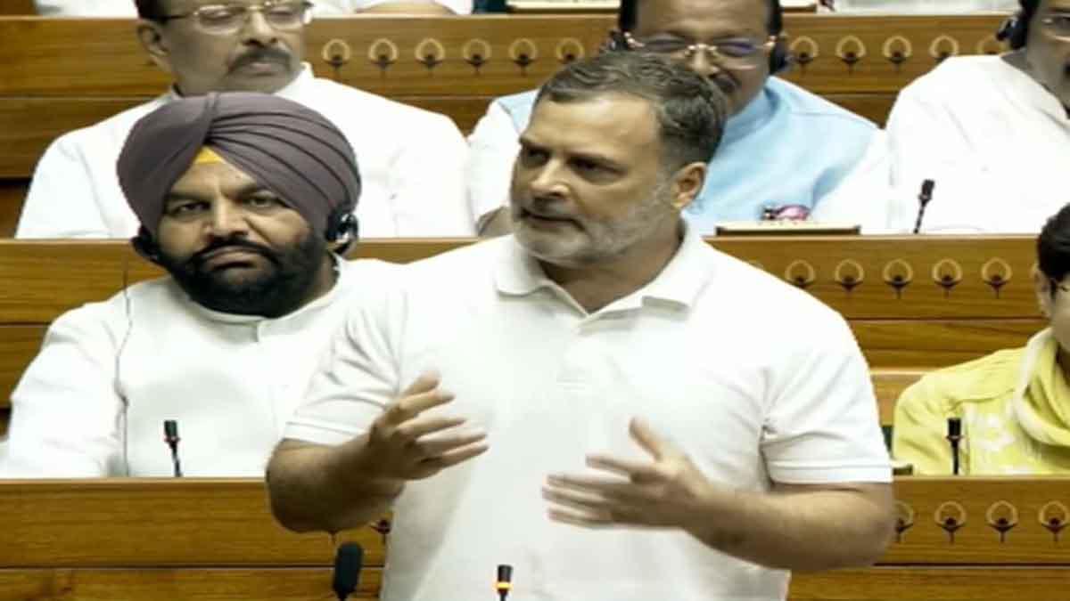 every-indian-should-be-proud-rahul-gandhi-on-youth-led-paper-leak-protests