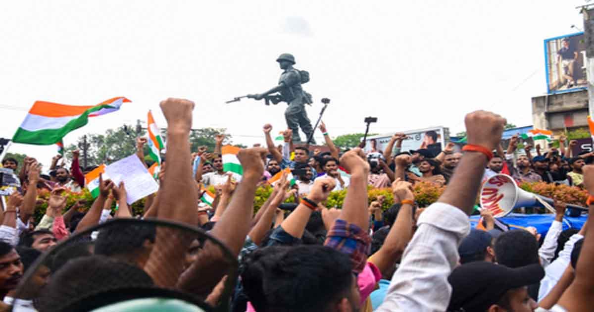 assam-cm-backs-jharkhand-students-protest-over-recruitment-exam-irregularities