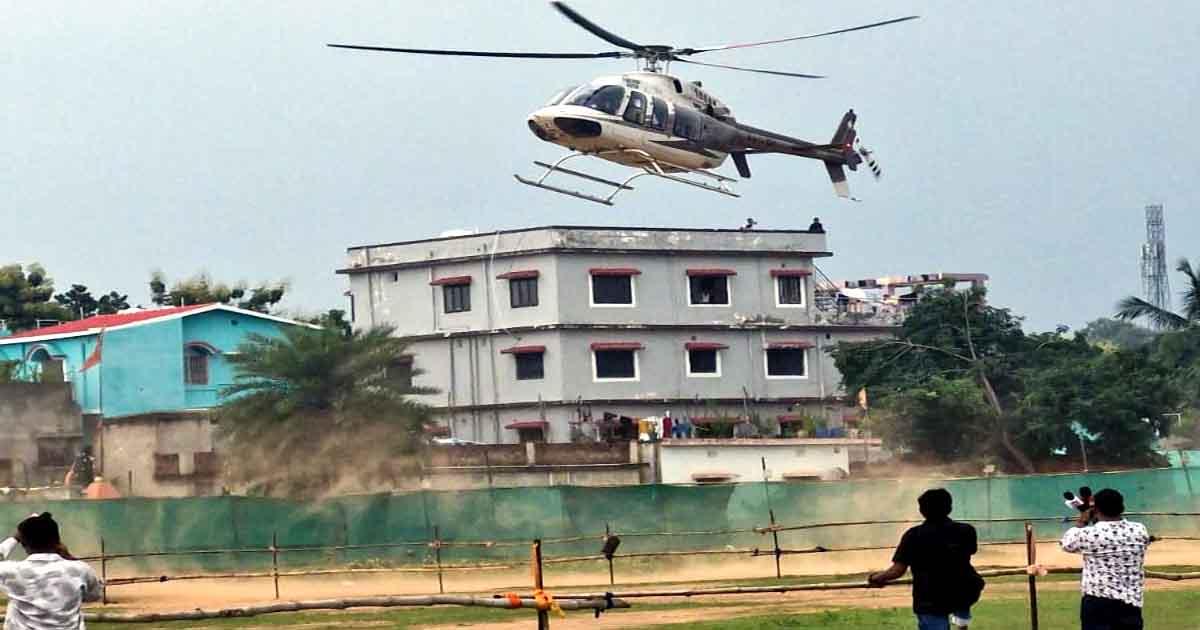 special-helicopter-service-launched-between-deoghar-and-basukinath-during-shravani-mela