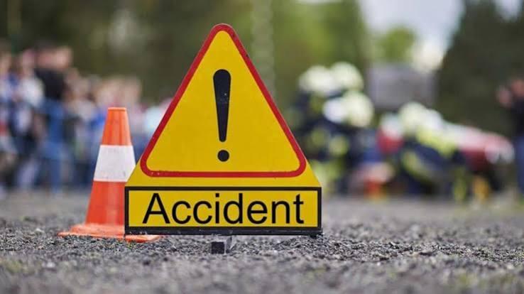 Traffic hit on Ranchi-Tata road for three hours post collision of two trucks