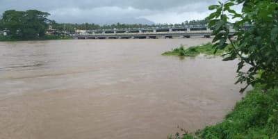 Ranchi district administration sends 32,000 kilograms of relief materials to Kerala