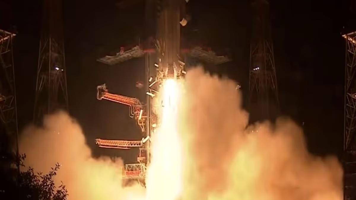 isro-successfully-launches-eos-05-earth-observation-satellite-on-gslv-f17