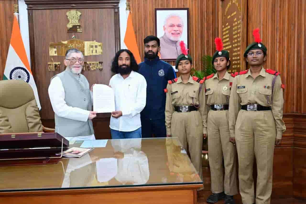 jlkm-leader-meets-governor-to-demand-revival-of-bundu-college-ncc-unit