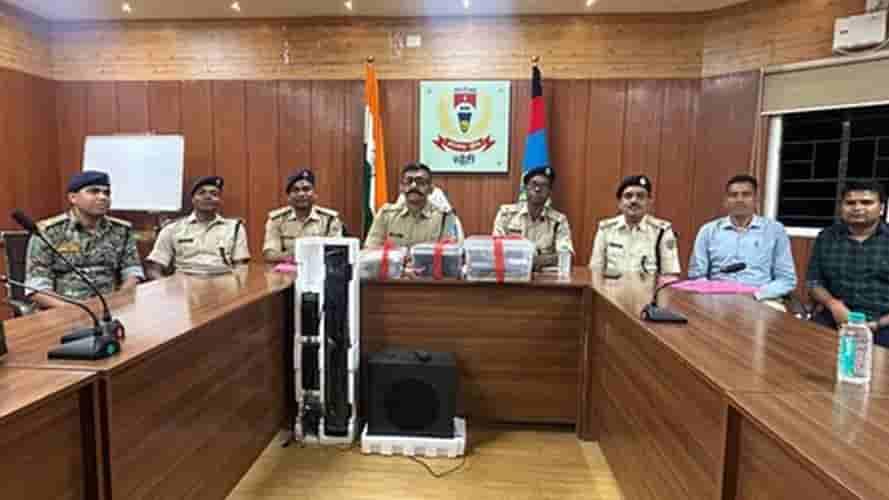 three-juveniles-detained-in-attack-on-khunti-school-principal-police-hunt-for-fourth-accused
