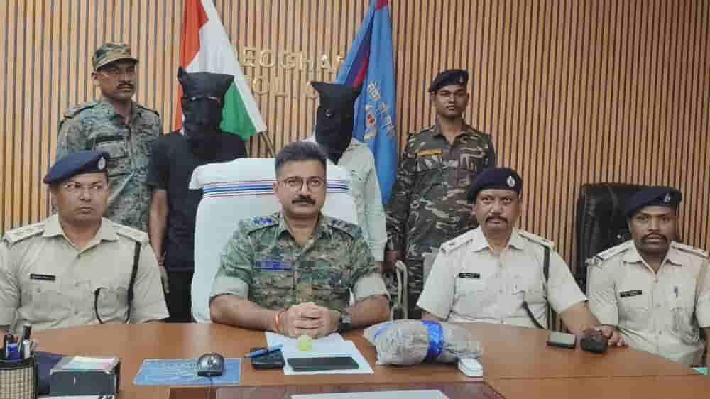 two-arrested-with-18-kg-of-ganja-suspected-brown-sugar-in-deoghar