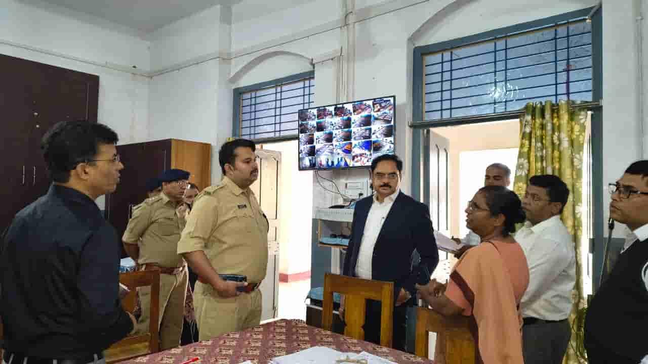 gumla-administration-reviews-exam-centres-ahead-of-jharkhand-teacher-eligibility-test-on-november-1