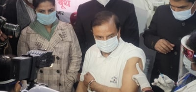 Ex-minister Mahesh Sharma becomes first public representative to get Covid vax