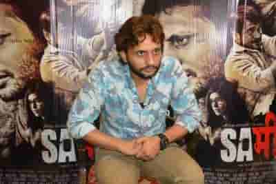 Our roles get chopped in midst of shooting: Zeeshan Ayyub