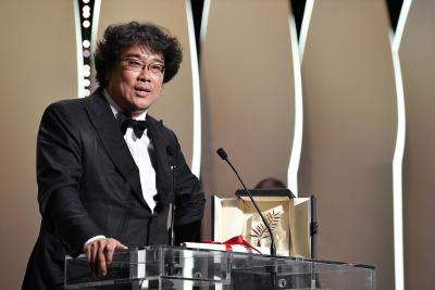 Oscars 2020: Best director goes to South Korea's Bong Joon-ho