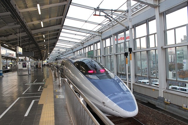 China to build undersea tunnel for high speed trains