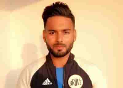 Pant's chirping, batting keeps him ahead of Saha in race: Gavaskar