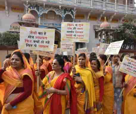 Members of Jain community stage silent protest, knock Raj Bhawan to protect sanctity of Sammed Shikhar Ji