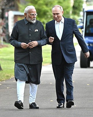 Putin calls PM Modi, shares impressions of Alaska meeting with Trump