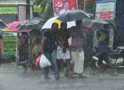 Monsoon hits Kerala, 3 days ahead of normal date