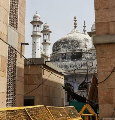 Allahabad HC directs ASI to carry out scientific survey of 'Shivling' in Gyanvapi mosque